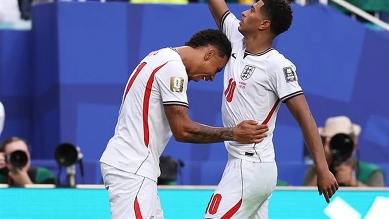 متى تنطلق مواجهة الأرجنتين وإنجلترا في نصف نهائي كأس العالم؟